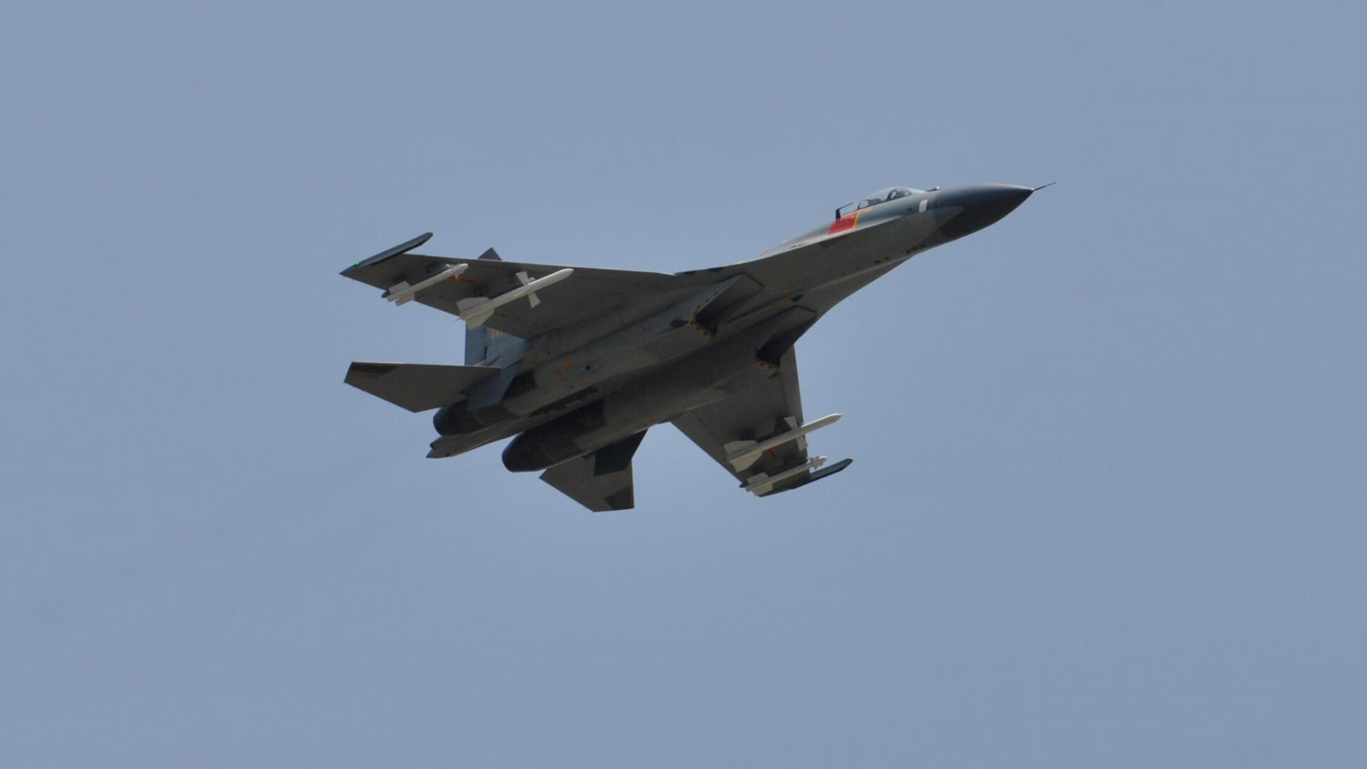 意甲裁判执法受质疑，场上争议不断，意甲裁判执法受质疑,场上争议不断发生