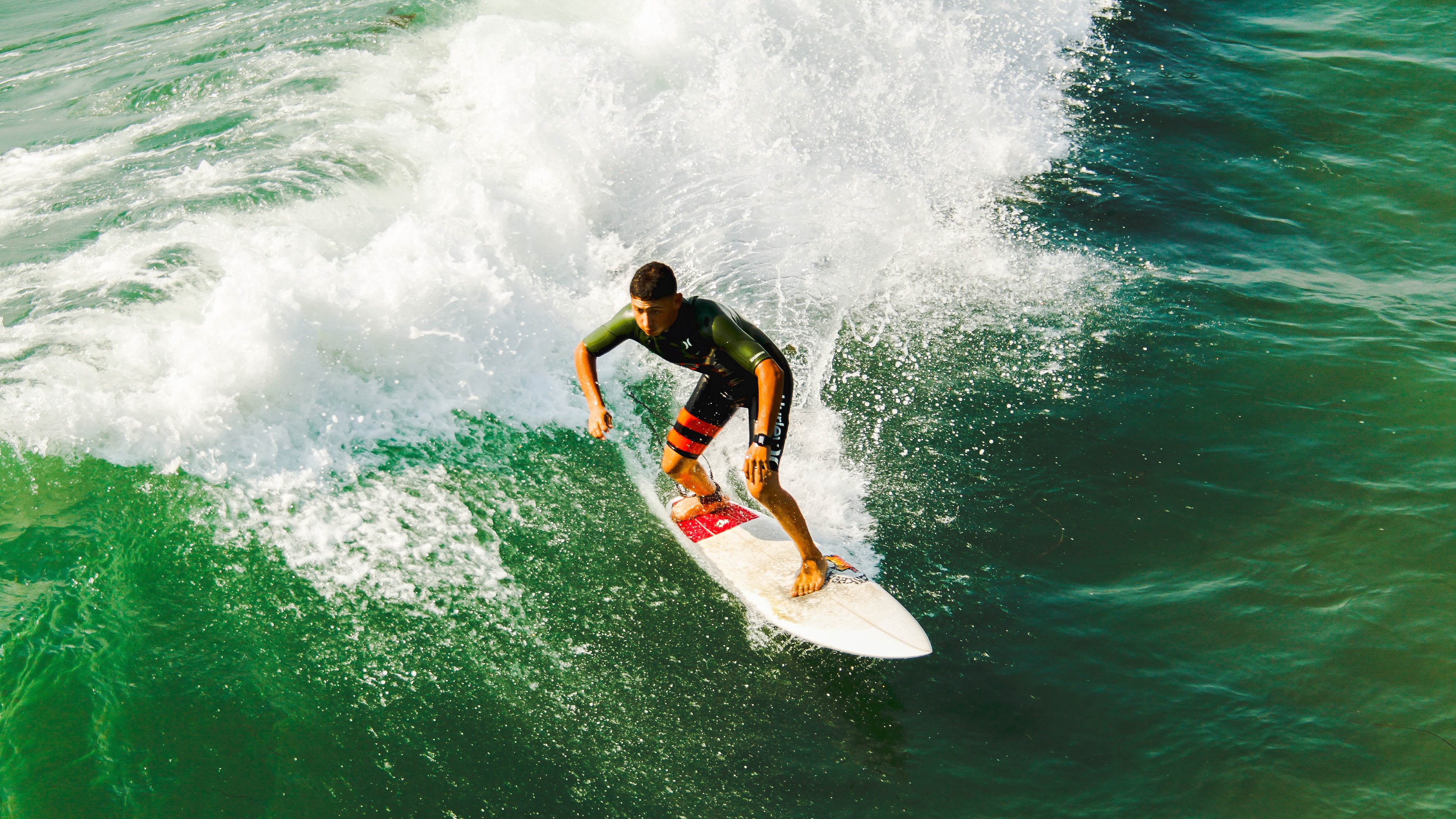 唐纳德·高尔的攻防转换,带领袋鼠队稳定战局,唐纳德高德纳